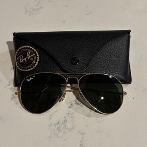 Ray-Ban Classic Gold Aviator Sunglasses